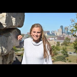 Meet your Posher, Kyla